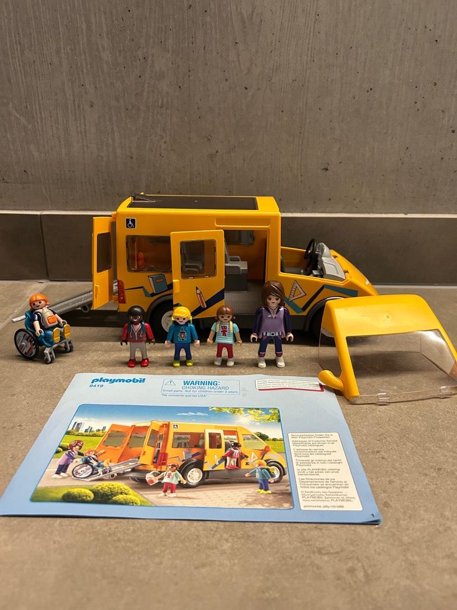 Playmobil Jouets: Playmobil bus scolaire 9419 – Neuf (Voir description) à Chêne-Pâquier par Aline_pclt83 2