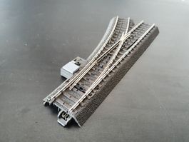 MÄRKLIN: C-GLEIS LINKSWEICHE DIGITAL MIT ANTRIEB