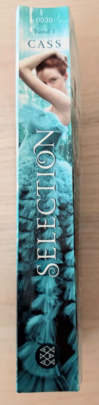 Libri: Selection von Kiera Cass – Usato da Wettingen venduto da MiSoMa 1