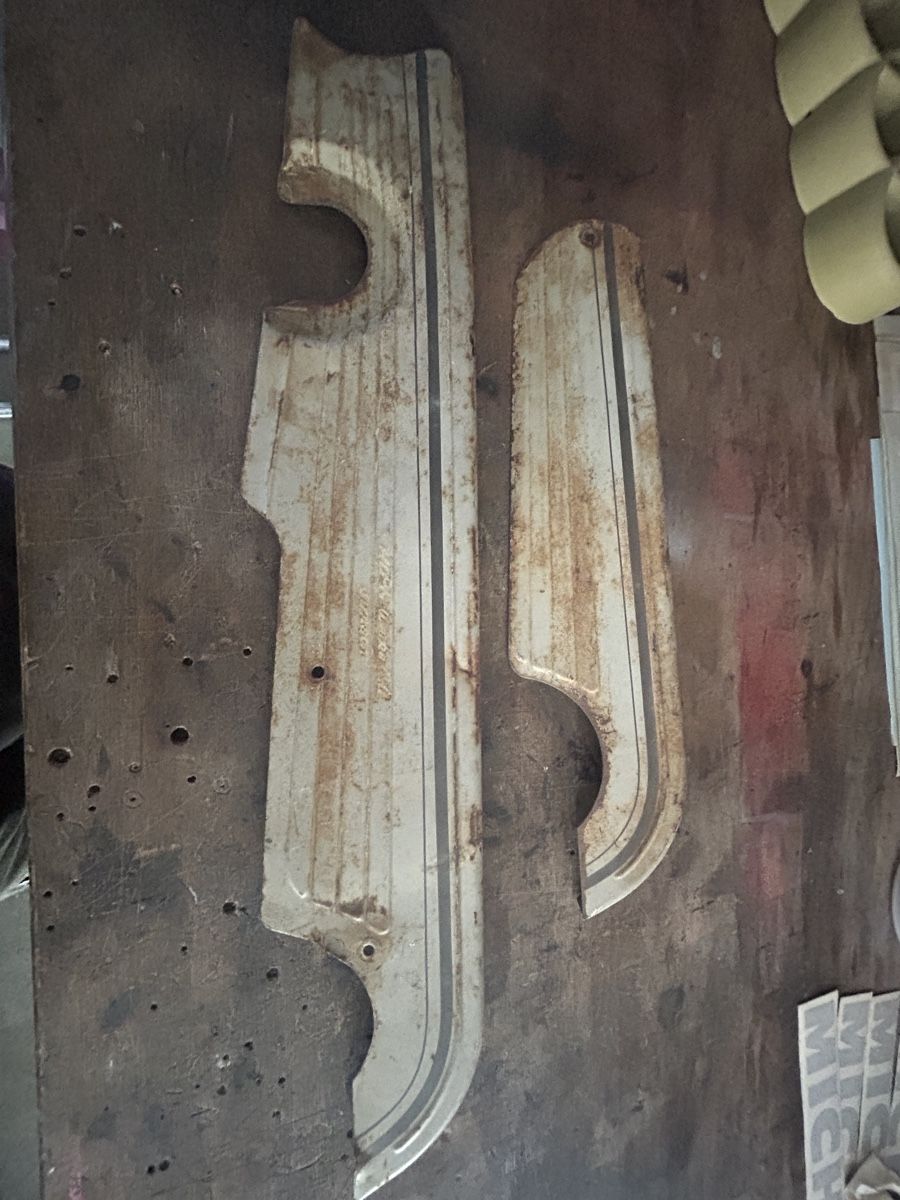 Alpa Parti ricambio per ciclomotori: Seitenschutz Alpa – Usato da Baden venduto da Knoepfel0