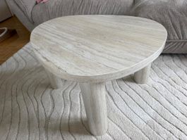 Couchtisch 68x85 travertinfarben, Top Zustand