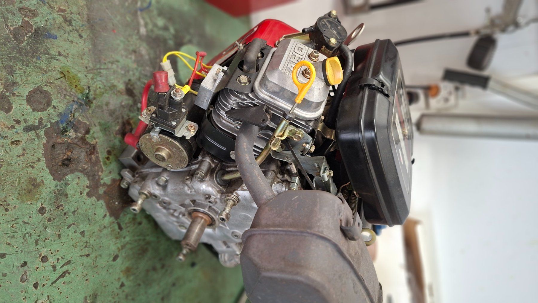 Motoren: Benzinmotor Vanguard 2 Zyl. 18PS – Gebraucht aus Grüt (Gossau ZH) von Auris1 1