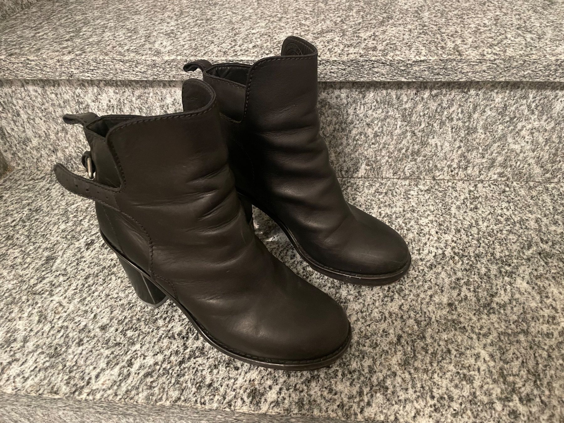 Acne Studios Scarpe da donna: Acne Studios cypress Boots – Usato da Breganzona venduto da Madame65