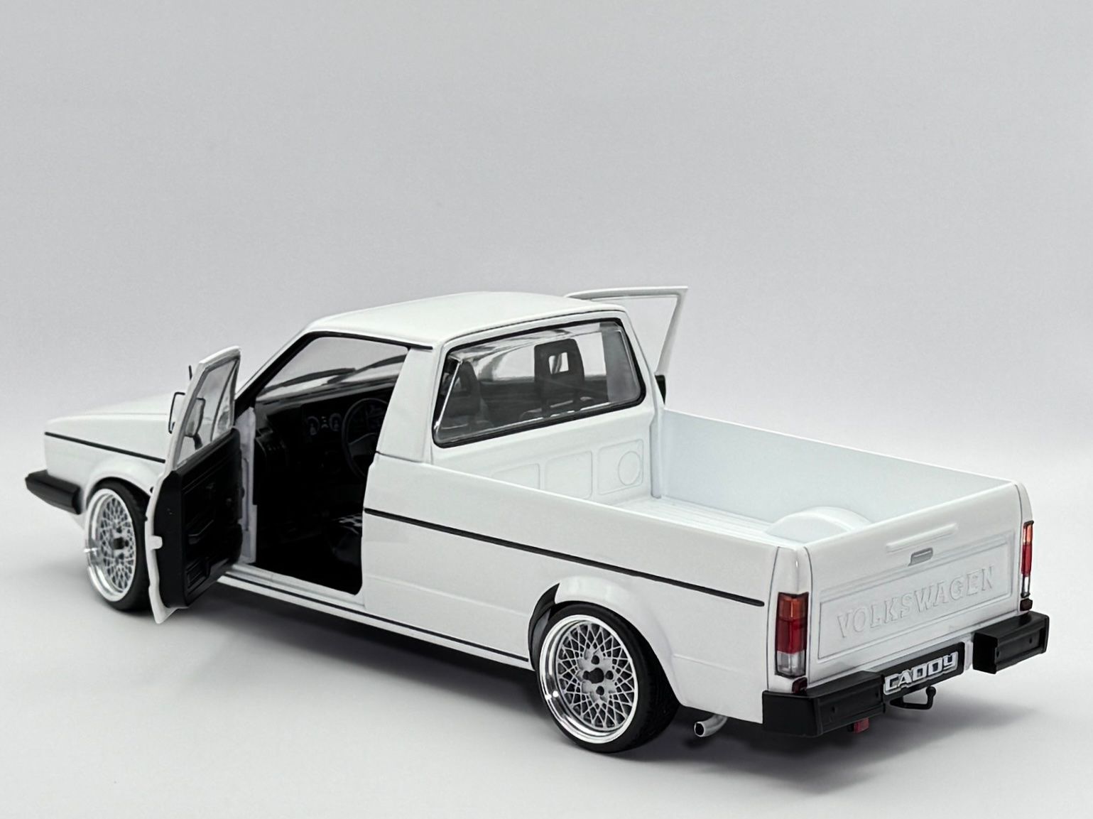 Solido Modellini d'auto: 1:18 VW Golf 1 Caddy Solido BBS Tuning – Nuovo (secondo la descrizione) da Baar venduto da Cai 3