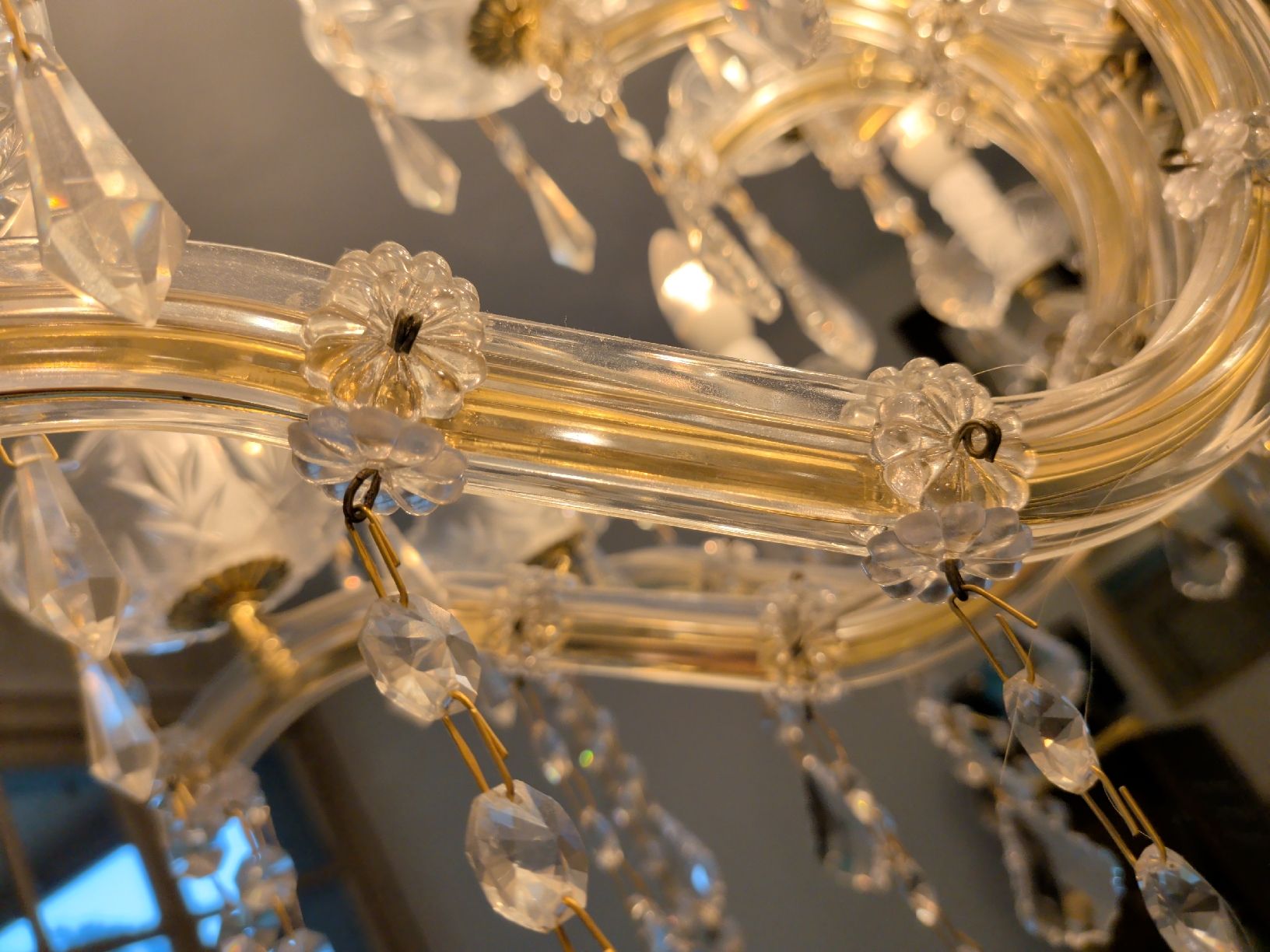 Lampadari & plafoniere: Kronleuchter mit 18 LED Lampen  – Usato da Dietfurt venduto da Subforce1853 7