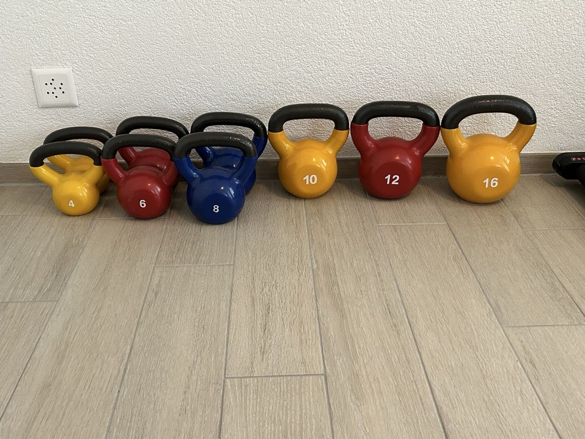 Hanteln & Gewichte: Kettlebells Set 4-16kg, Farbige Gewichte NEU – Neu (gemäss Beschreibung) aus Neuenegg von BananaJoe2025 2