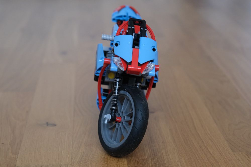 Lego Kit di costruzioni: Lego Technic set 42036 Straßenmotorrad / La moto urbaine – Usato da Nyon venduto da JJZA 2