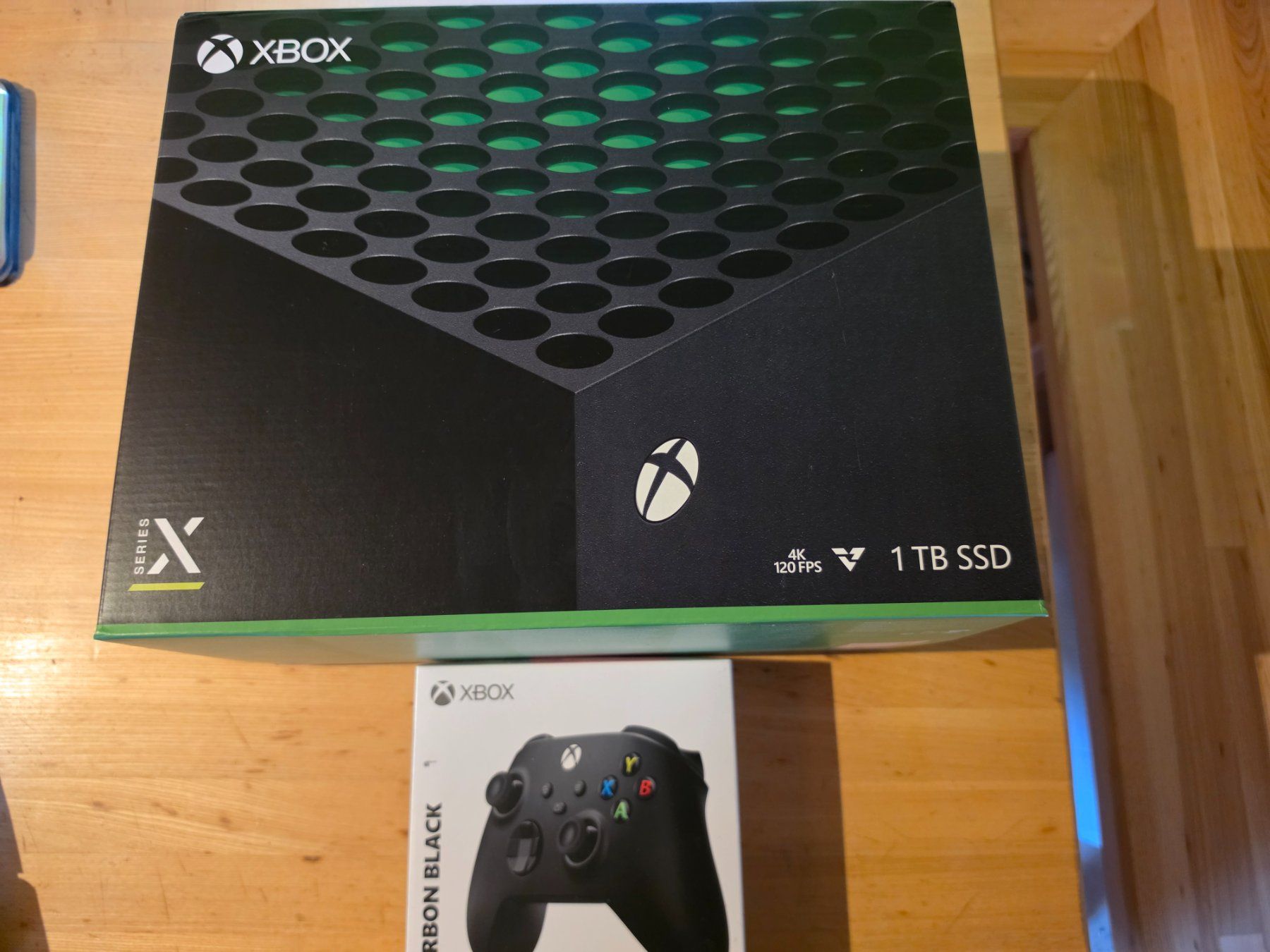 Microsoft Konsolen: X Box Series x mit 2 Kontroller Top! – Gebraucht aus triesenberg von wisi369 4