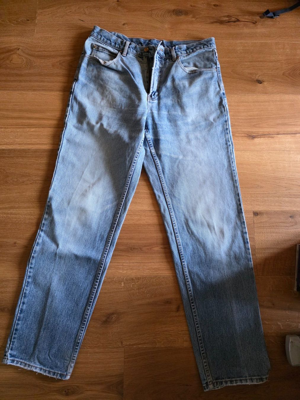 Jeans: Herren Jeans Teddy's Grösse 46 – Usato da Walterswil BE venduto da Lonitti