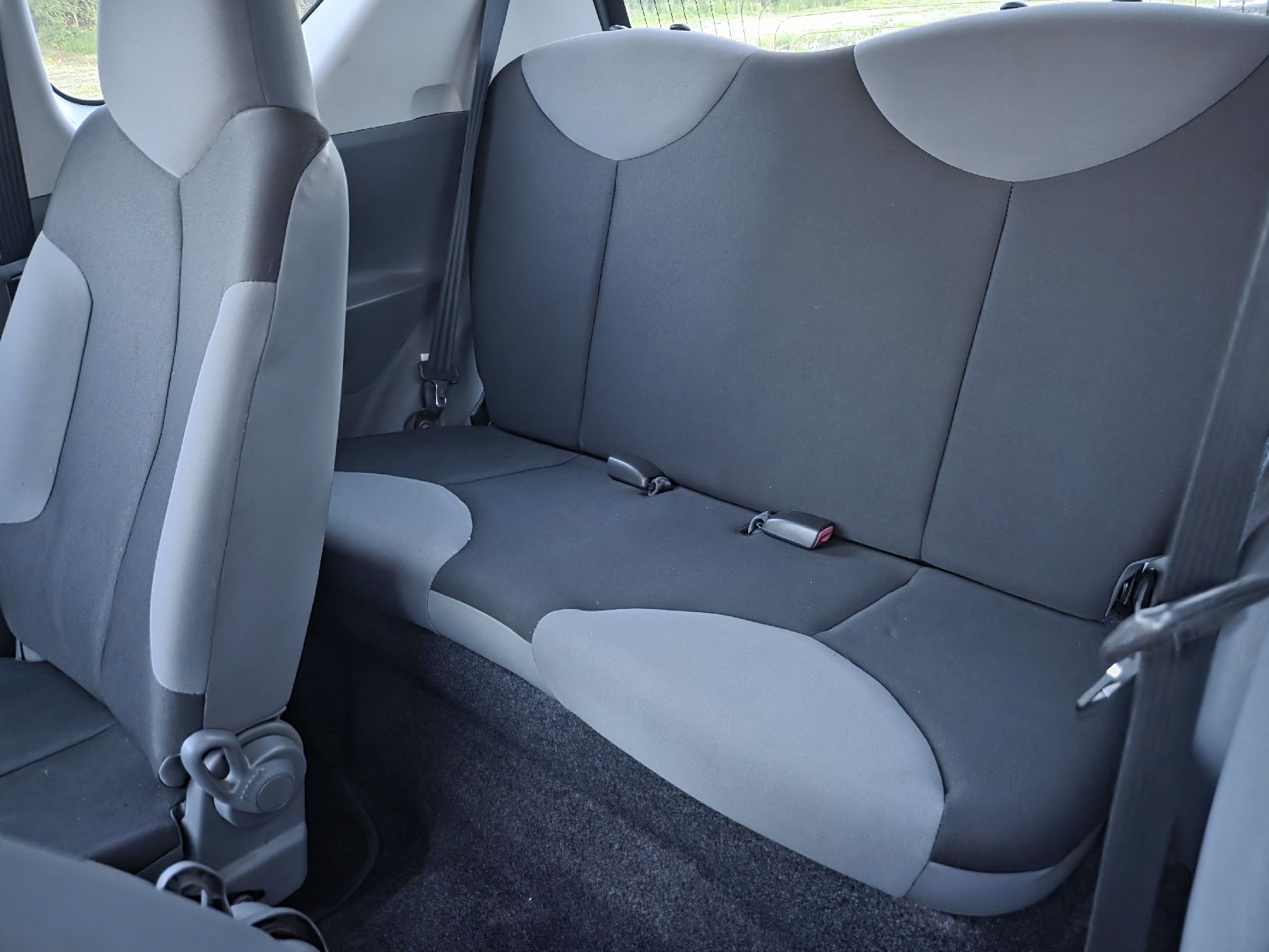 Peugeot Automobili: Peugeot 107 – Usato da Solothurn venduto da LYRELA 4