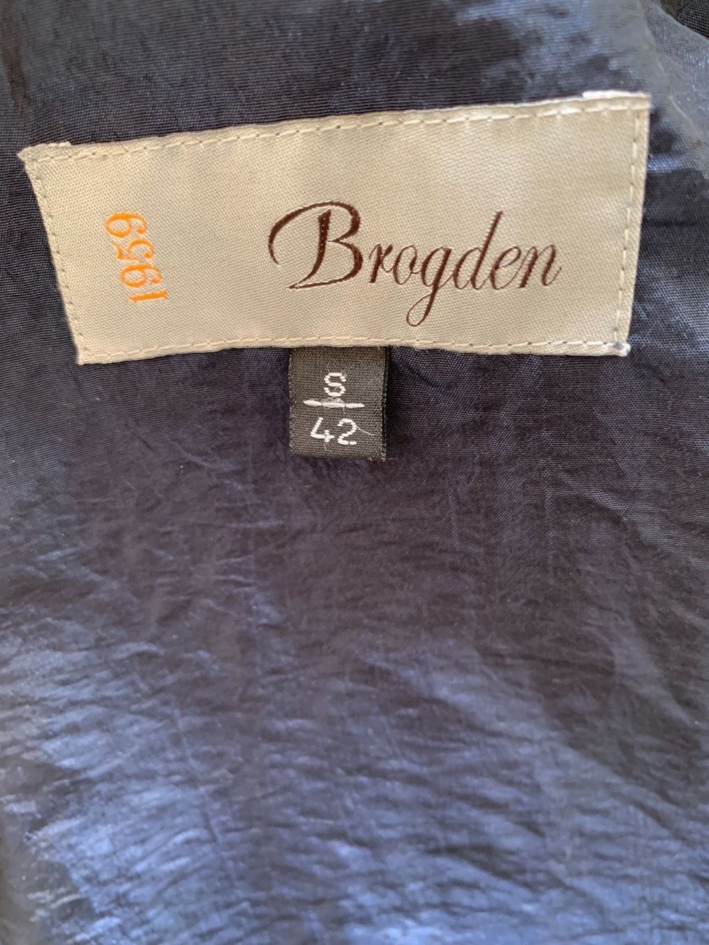 Giacche: Lederjacke von Brogden schwarz Gr.36/S – Usato da Küsnacht ZH venduto da maryberryblue 4