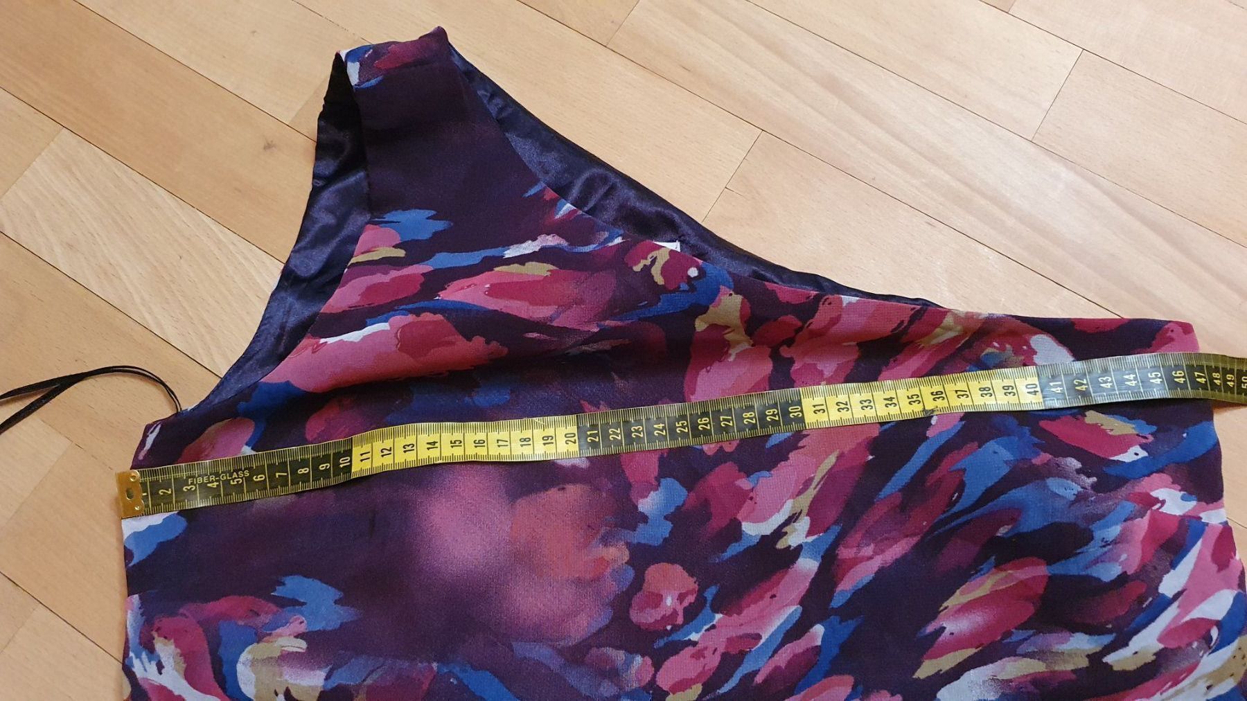 Robes: 🌺Kleid Größe 38-40 🌺 – D'occasion à Wald ZH par CapLux 4