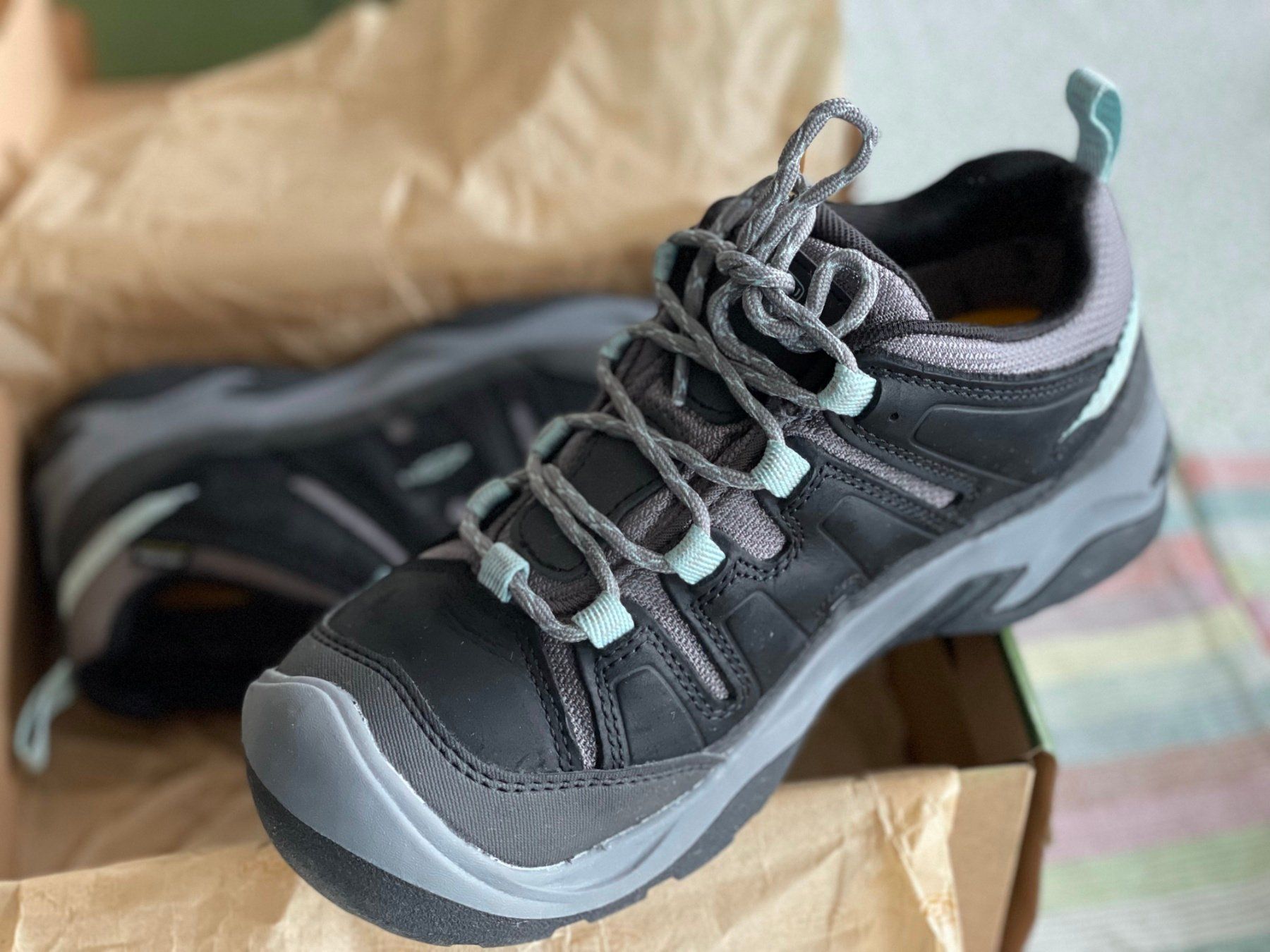 Keen Scarpe da donna: Keen Circadia Neu - Originalverpackung 37 – Nuovo e nell'imballaggio originale da Zürich venduto da dum_x5xn