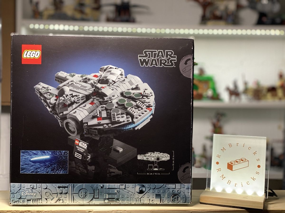 Lego Kit di costruzioni: Lego Star Wars Millennium Falcon 75375 – Nuovo e nell'imballaggio originale da Appenzell venduto da RMBricks 1