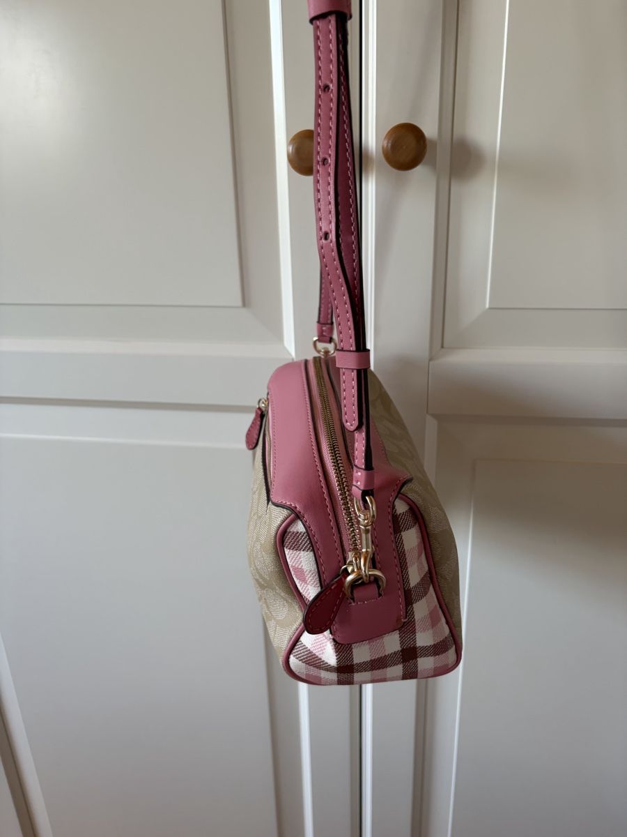Coach Borse da donna: Coach Pink Leather Sling Bag – Usato da St.Josefen venduto da lop_lh8d 3
