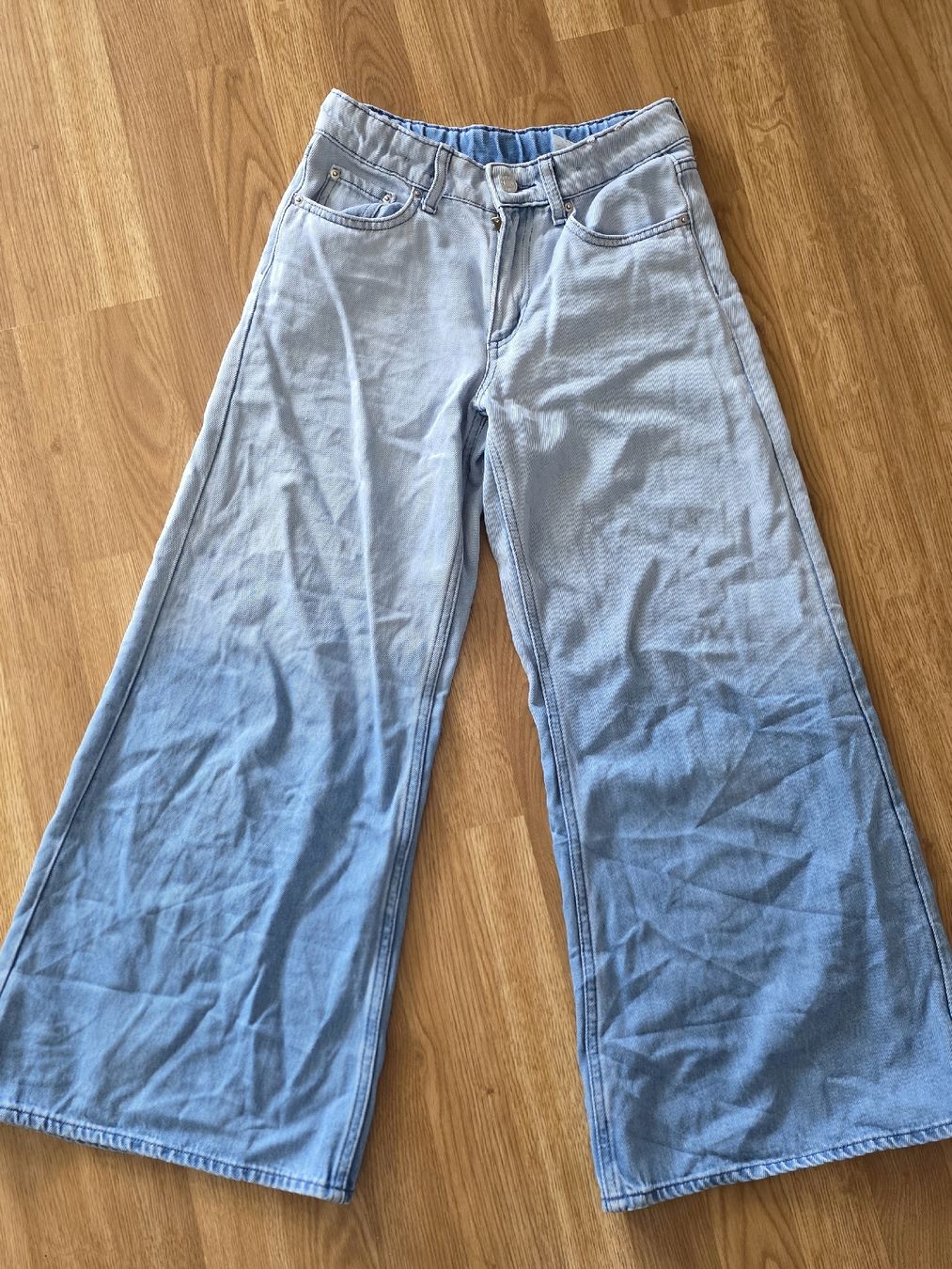H&M Pantaloni: Mädchen Hosen Gr.146 – Usato da Tägerwilen venduto da XeniaH 1