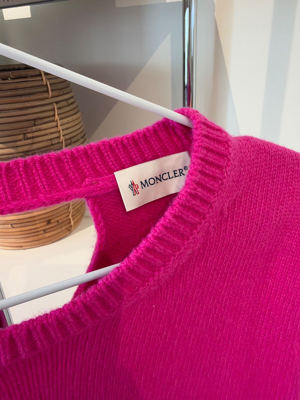 Moncler Maglioni & Felpe: MONCLER PULLOVER PINK – Nuovo (secondo la descrizione) da Schwyz venduto da bofb 2