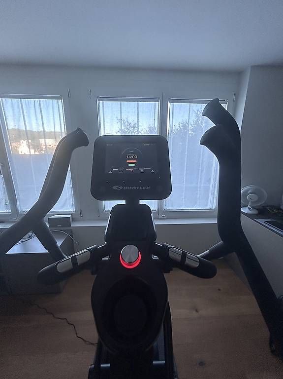 Bowflex Hometrainer: Bowflex Max Trainer M9  praktisch neuwertig – Usato da Ennetbaden venduto da Daalba 3