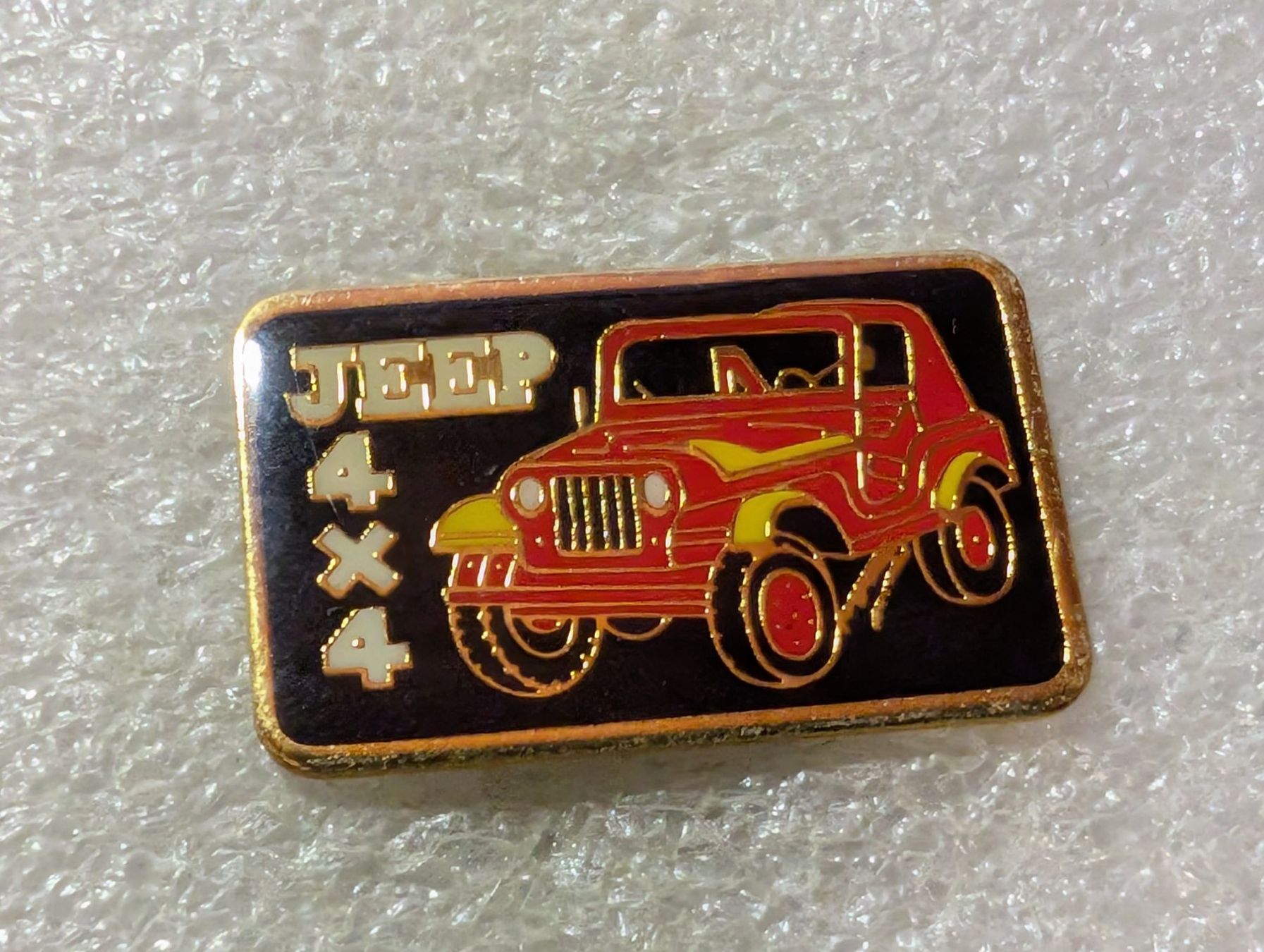 Placchette & Badge: Ansteckpin 140: Auto Jeep 4x4 – Usato da Oppligen venduto da Pin-Fall-Shop