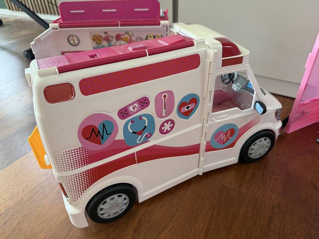 Puppen: Barbie mit viel Zubehör – Gebraucht aus Sins von bit_rg7j 4