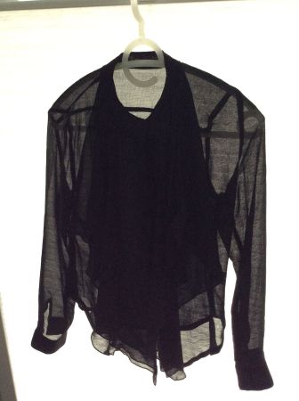 Rüschenbluse schwarz, Grösse S