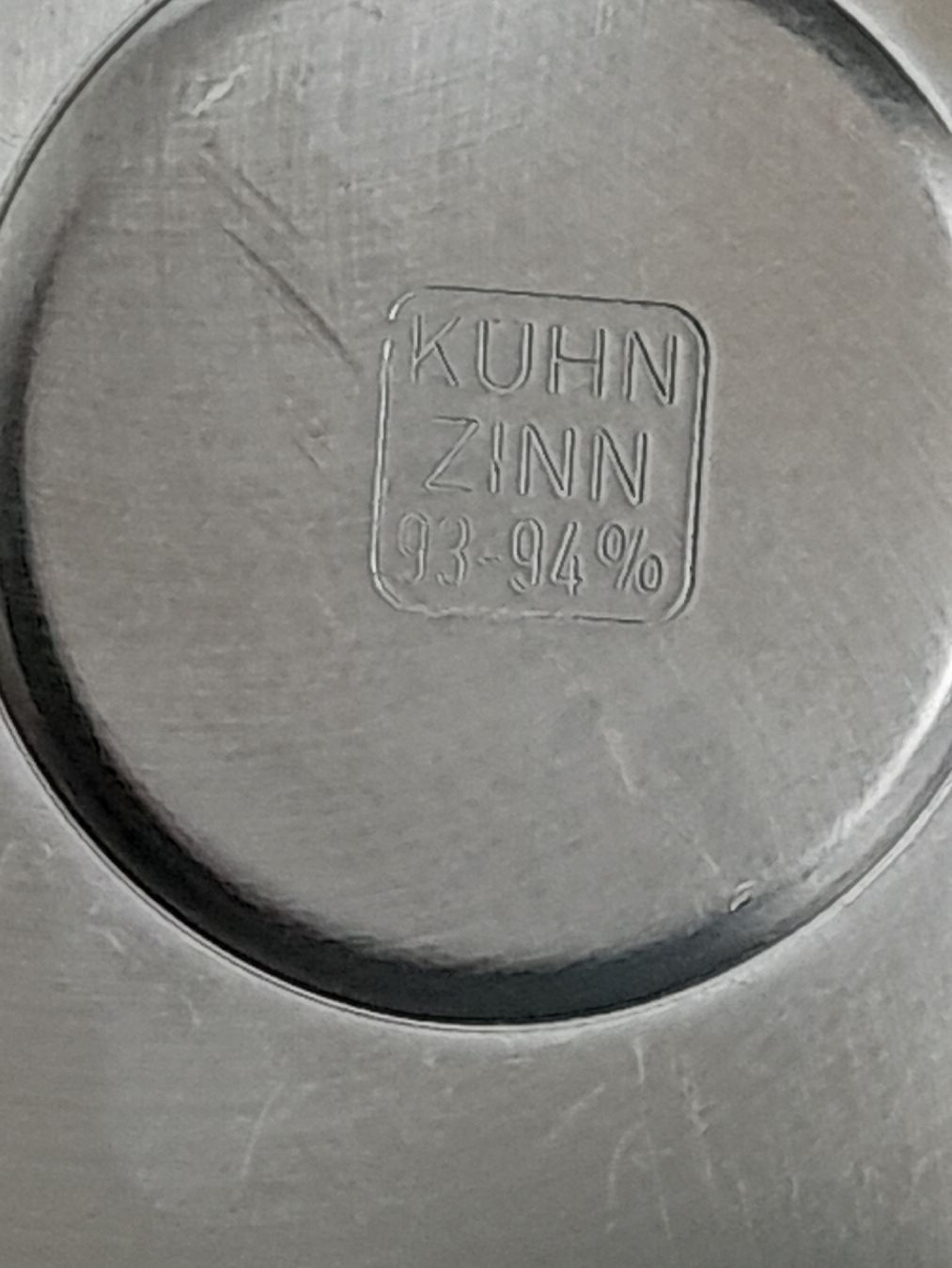 Tutte le decorazioni: Zinn-Trinkglasdeckel.  – Usato da Winterthur venduto da Ufff512 6