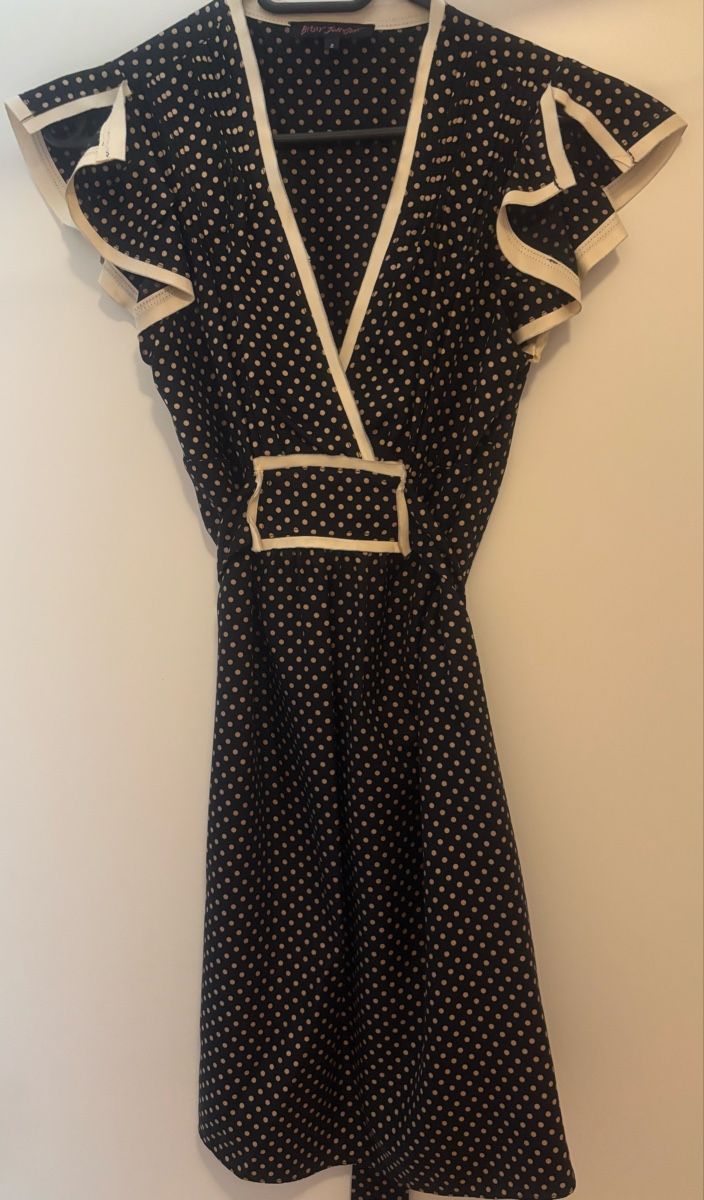 Vestiti: Kleid Seide – Usato da Winterthur venduto da san_wd8j