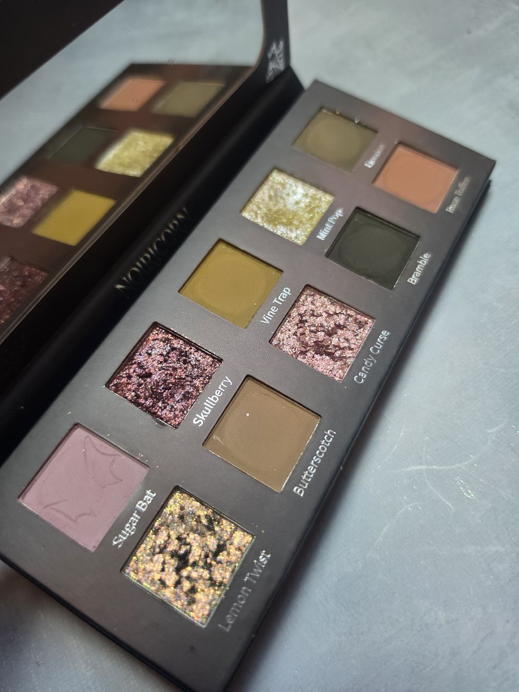 Make-up: Noircorn Candy Puppet Lidschatten Palette – Usato da Uster venduto da mikedizzy84