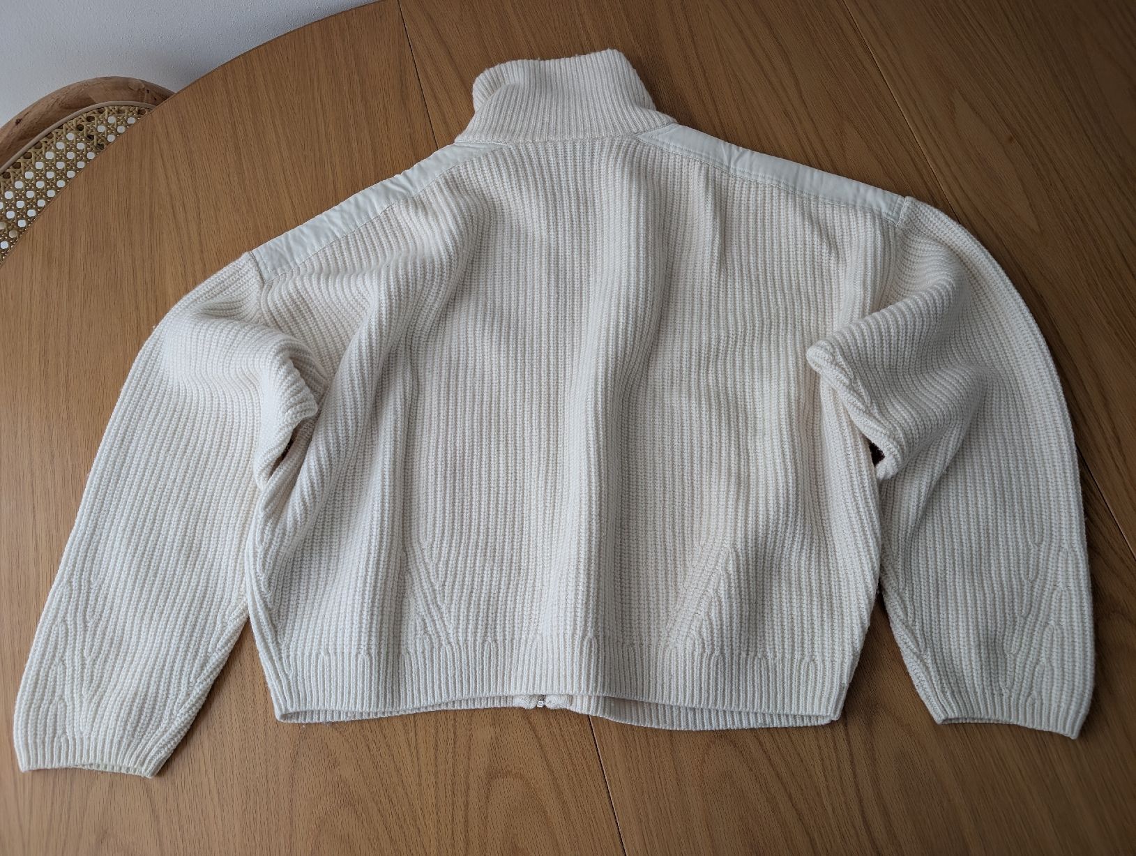 Other Stories Maglioni & Felpe: & Other Stories Strickjacke Wollweiss Gr. S / Pullover – Usato da Basel venduto da an_v7yj 9