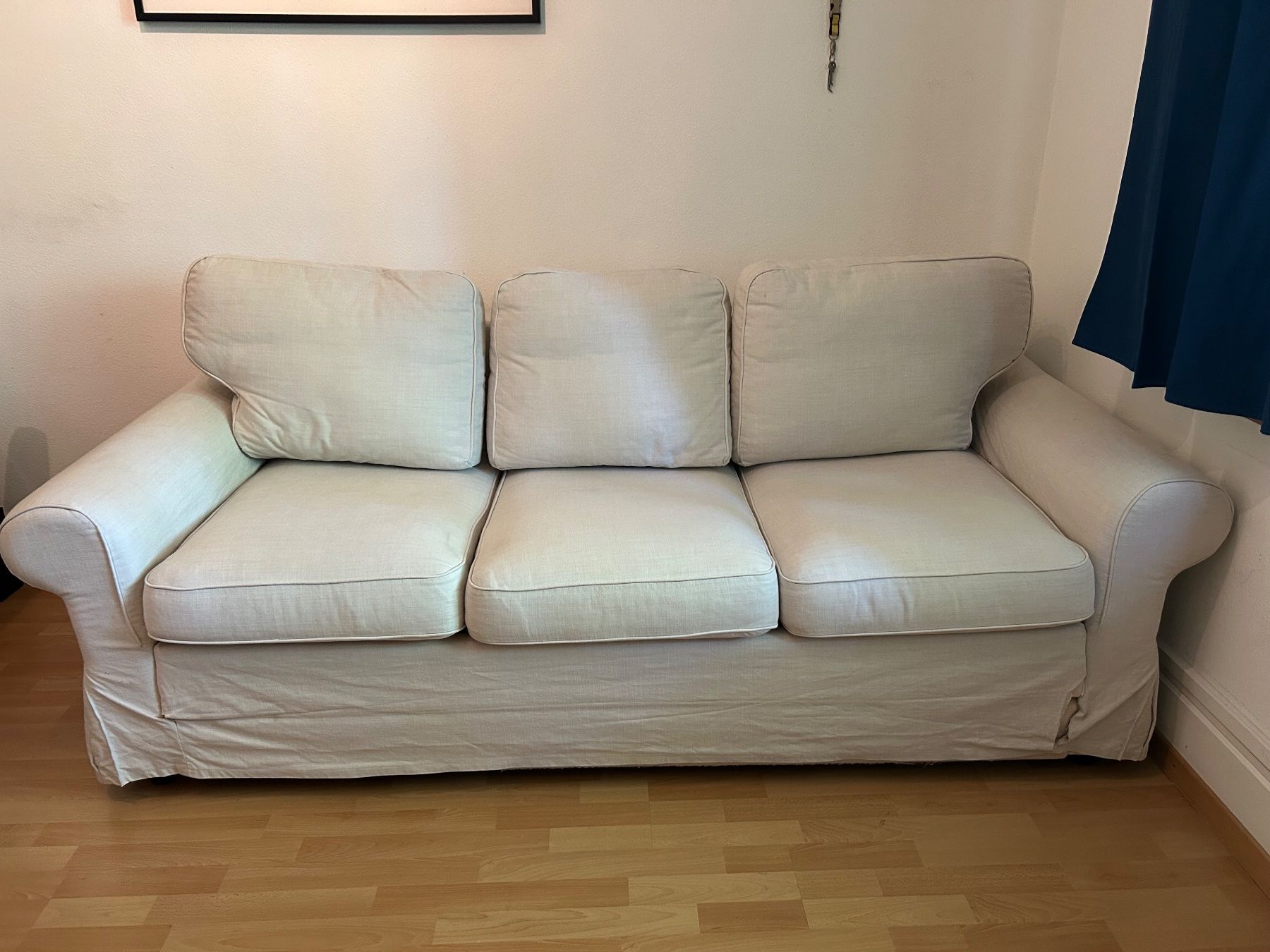 Ikea Divani: Regale und Schlafsofa – Usato da Zürich venduto da upita 1
