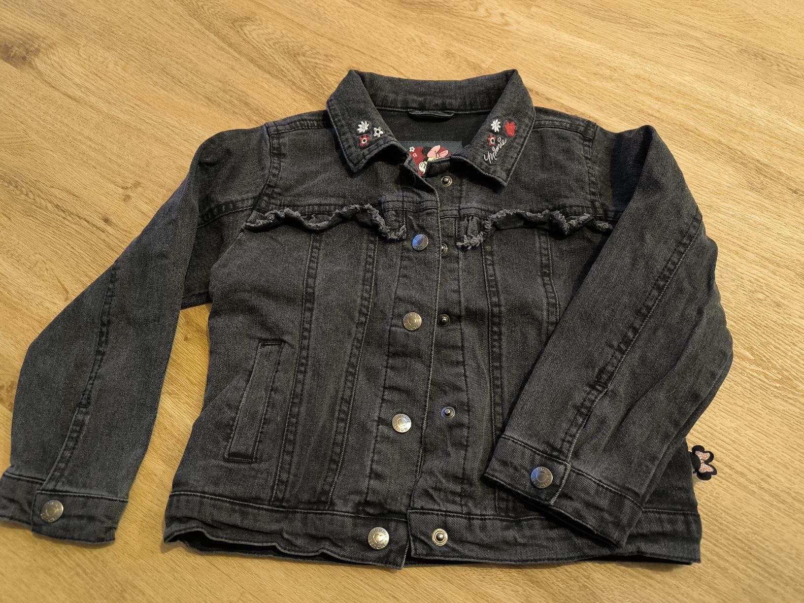 C&A Giacche & Cappotti: Coole Übergangsjacke mit Minnie Mouse, Grösse 110 – Usato da Schaffhausen venduto da izi_6hj8