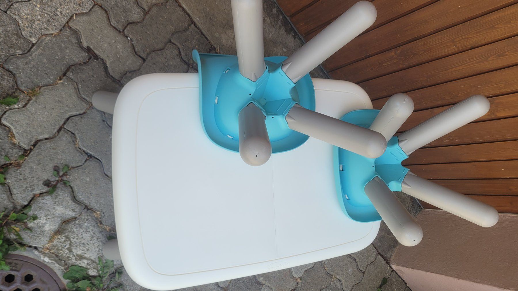 Set di tavolo e panche: Kindertisch Smoby mit 2 Stühle – Usato da Kollbrunn venduto da proxes 2