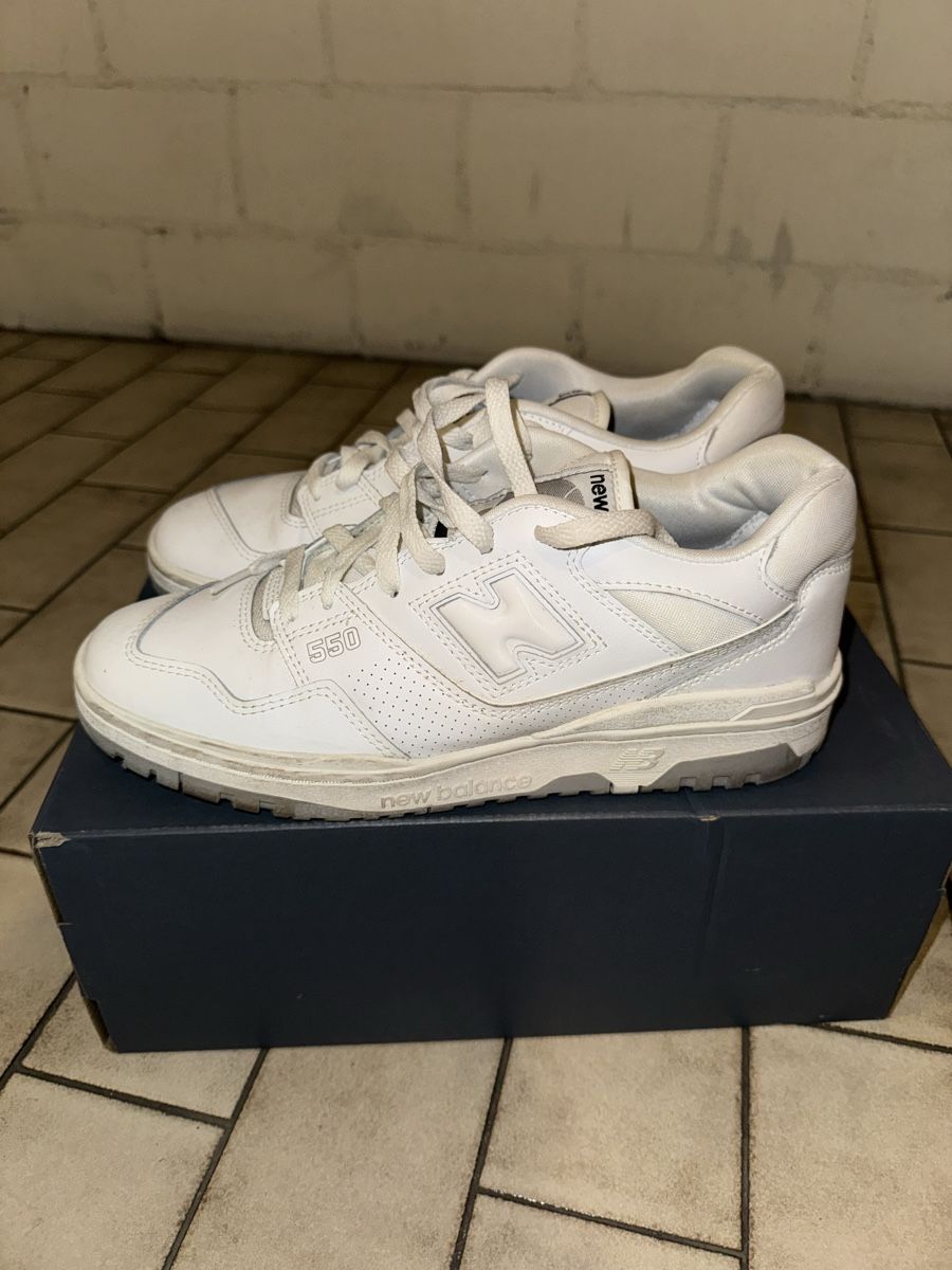 New Balance Scarpe da uomo: New Balance 550 US9 – Usato da Watt venduto da lou_m5tq 1