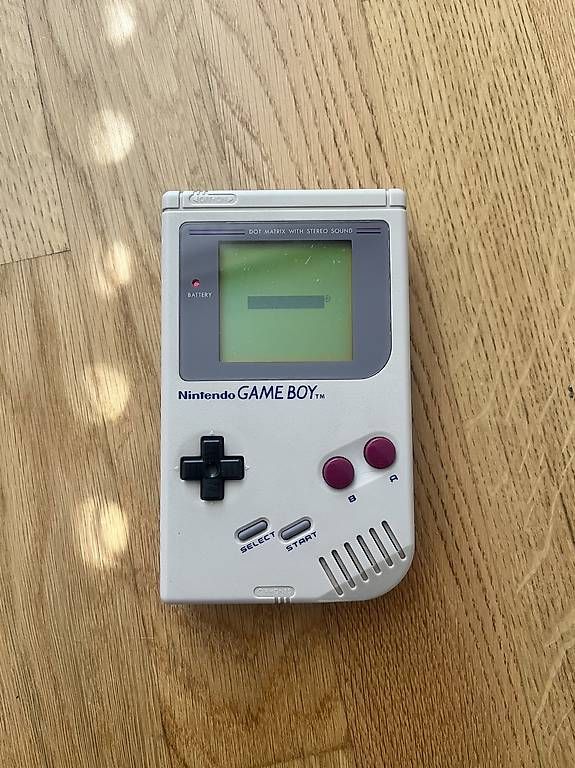 Nintendo Console: Game Boy Nintendo originale (DMG-01) – Usato da Lausanne venduto da kir_9bf8 1