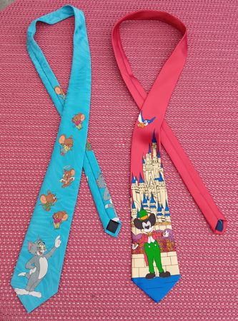 Zwei Krawatten: Tom & Jerry Disney Schloss