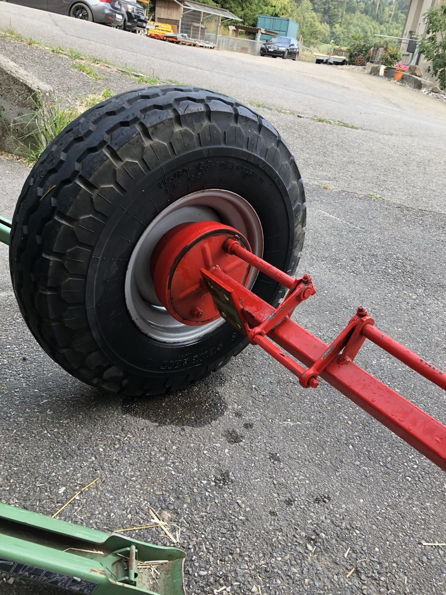 Anhänger: Wagenachse mit Räder – Gebraucht aus Buchs LU von Diarella 3