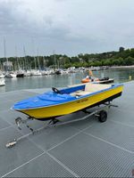 Bateau à moteur