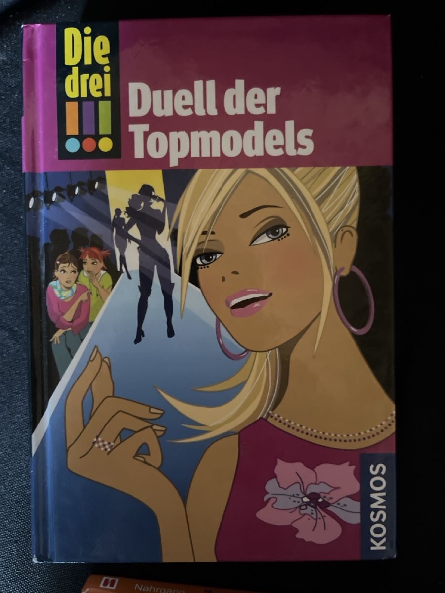 Libri: Die drei !!! Duell der Topmodels Buch Kosmos 52 Zeichen – Usato da Giswil venduto da Nistsigi