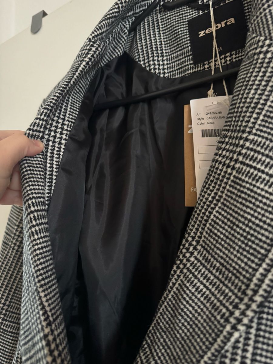 Cappotti: Winter Mantel Gr M / L. – Nuovo e nell'imballaggio originale da Künten venduto da bel_6wn2 3