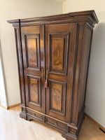 Antiker Schrank