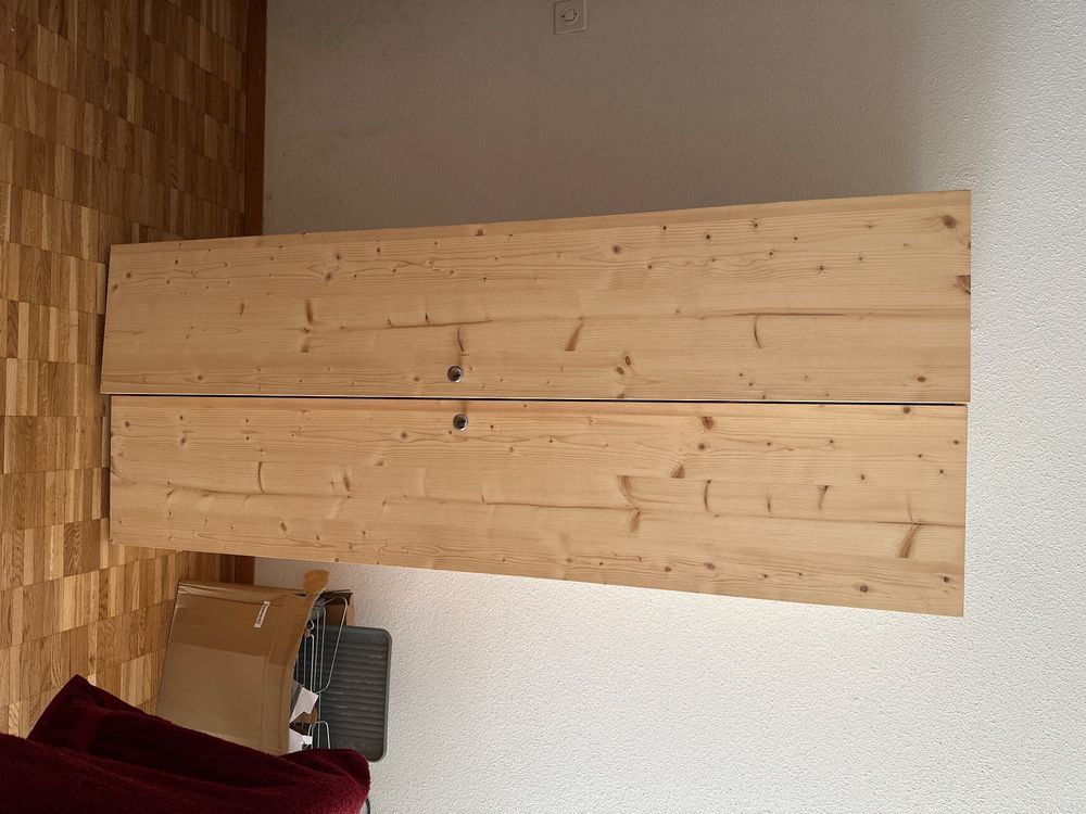 A vendre armoire de rangement en sapin 100frs. Kaufen auf Ricardo