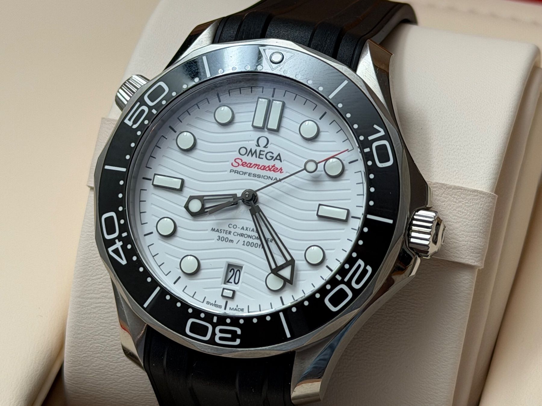 Omega Orologi: Omega Seamaster Diver 300 M – Usato da Aarau venduto da trader1000