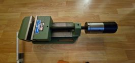 Maschinenschraubstock pneumatisch 177.5 mm