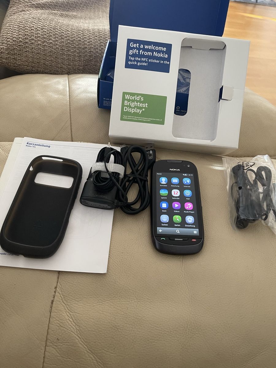 Nokia Handys / Smartphones: Nokia 701  OVP Top zustand – Gebraucht aus Regensdorf von mex5145