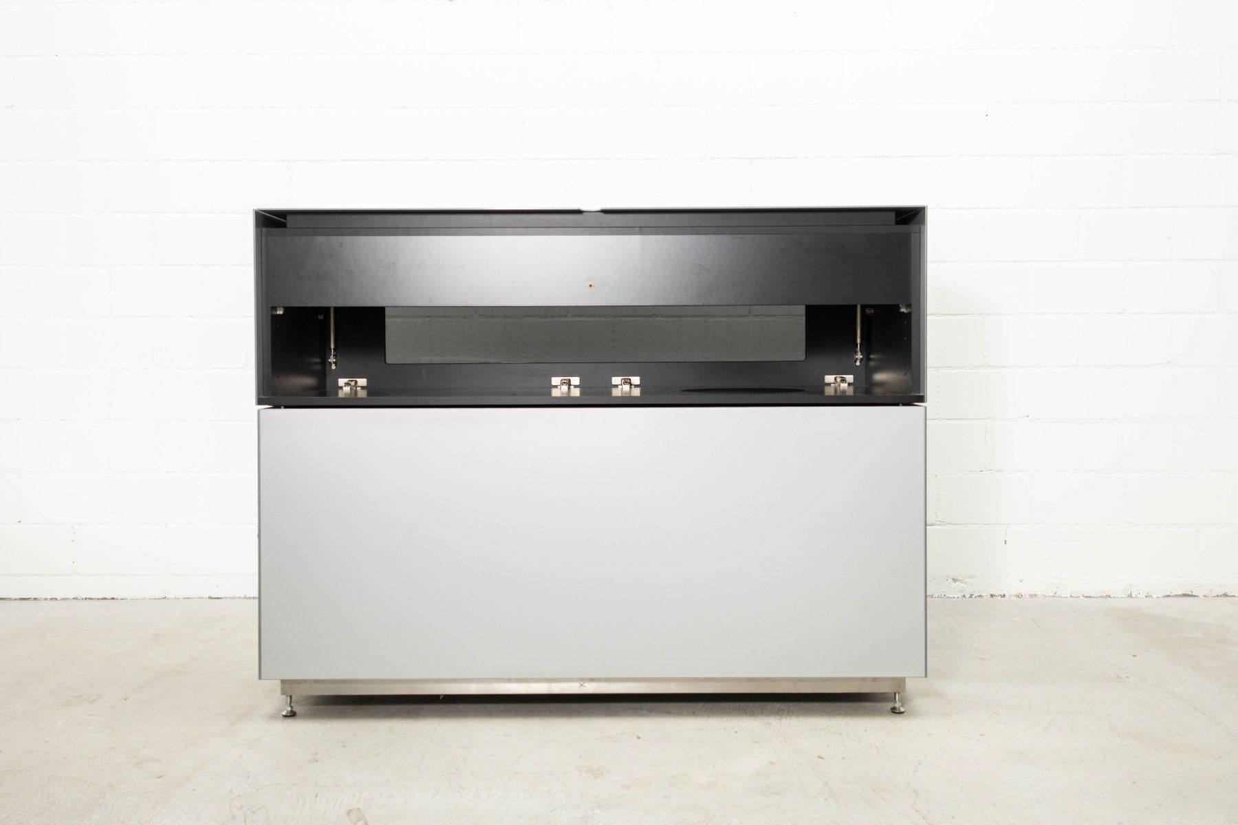 Spectral TV Möbel: Zweiteiliges Spectral Möbel / Sideboard – Gebraucht aus Zürich von ZuercherBrockenhaus 5