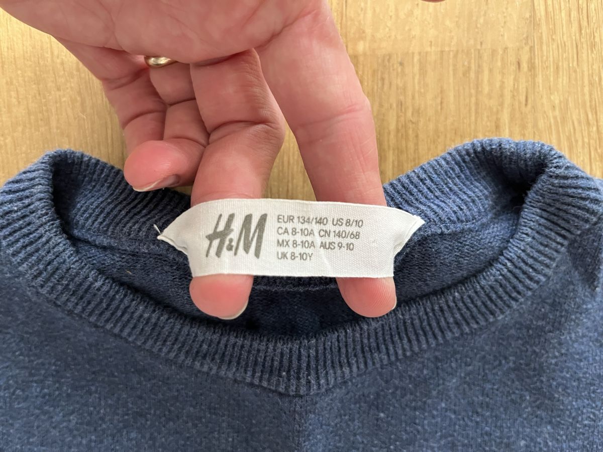 H&M Pullover & Sweatshirts: Zwei Pullovers, H&M 134 – Gebraucht aus Winterthur von Tim_76 1