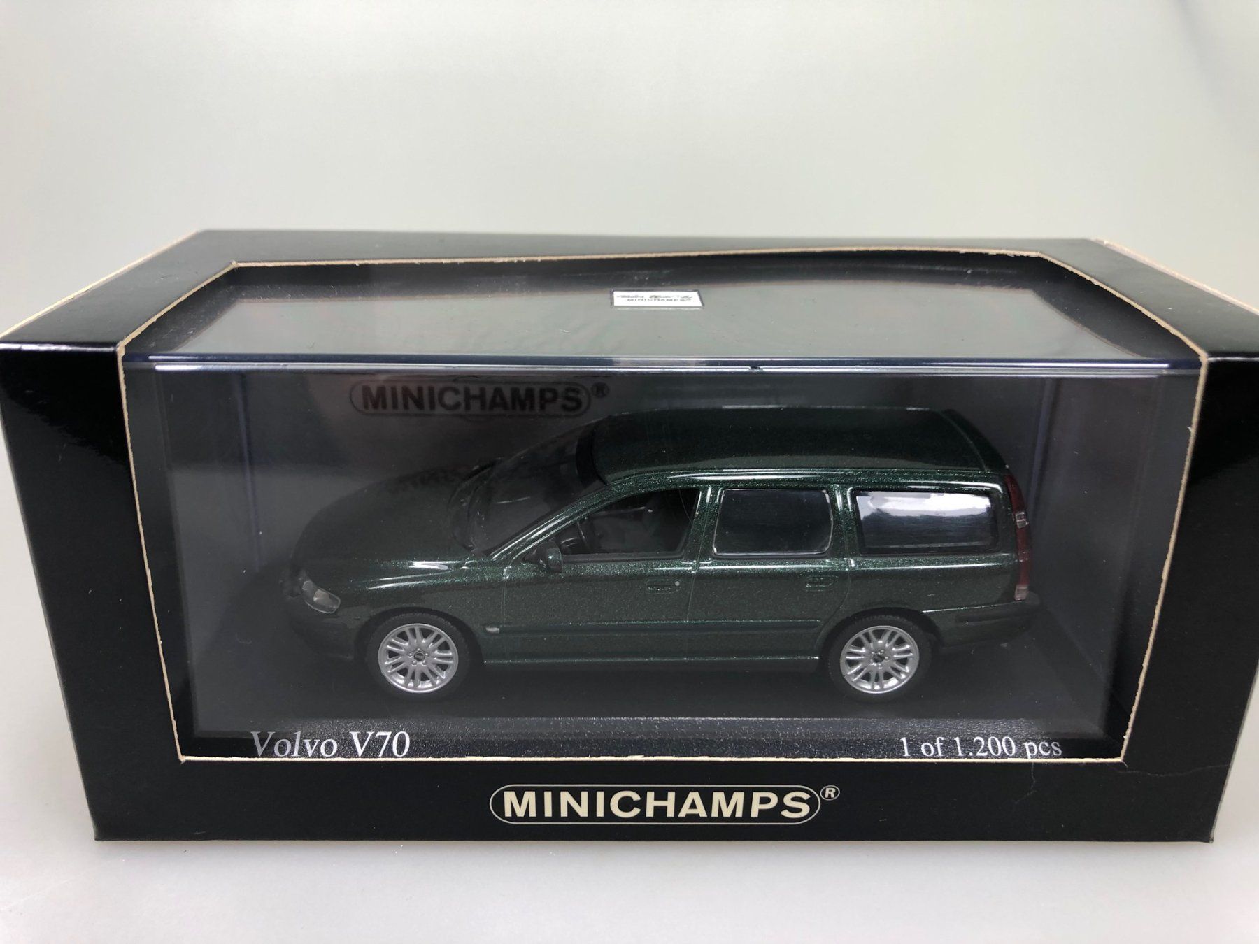 Volvo Modellini d'auto: Volvo V70 - Minichamps - 1:43 – Usato da Widen venduto da Himan 3