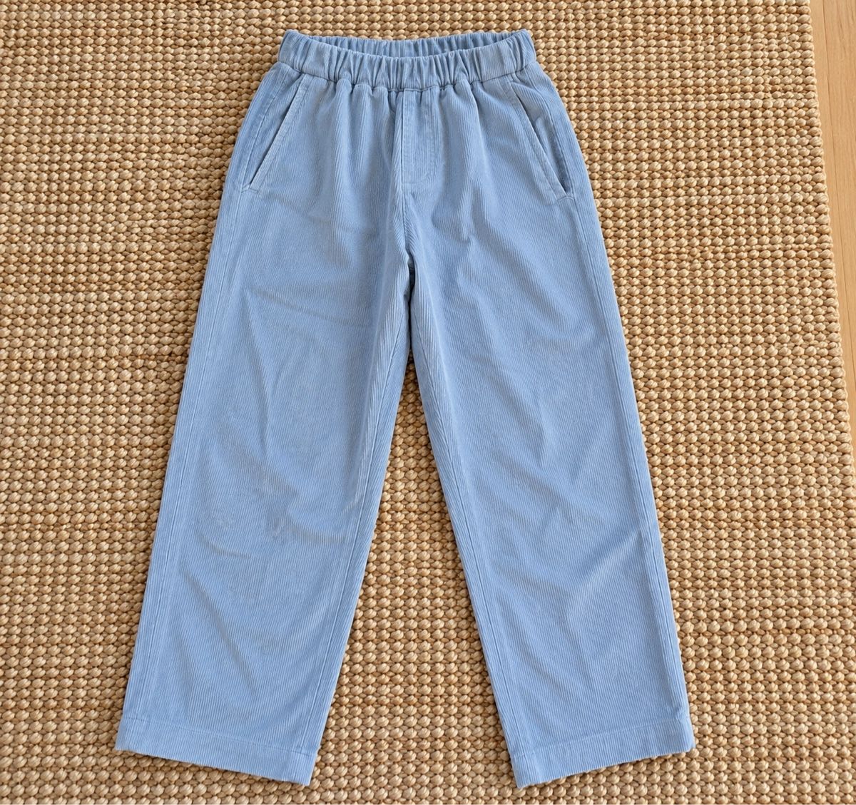 Stoffe: Cordhose hellblau von Arniko – Neu (gemäss Beschreibung) aus Winterthur von ljo_5dx7