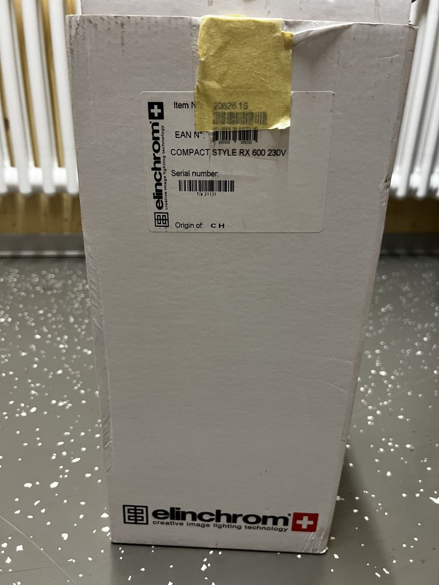 Elinchrom Flash: Elinchrom Style RX 600 Blitzgerät – Usato da Winterthur venduto da gue_yf9d 1