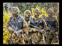 Armee Polizei Einsatzweste Militärpolizei MP Grenadier KSK